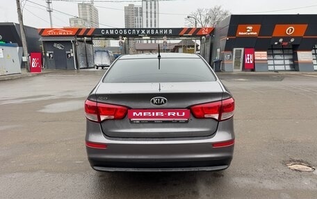 KIA Rio III рестайлинг, 2016 год, 925 000 рублей, 7 фотография