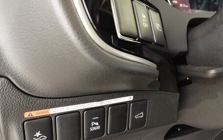 Mitsubishi Outlander III рестайлинг 3, 2021 год, 3 080 000 рублей, 28 фотография