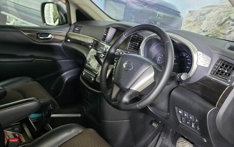 Nissan Elgrand III, 2012 год, 2 200 000 рублей, 9 фотография