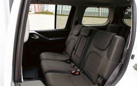 Nissan Pathfinder, 2014 год, 1 495 000 рублей, 17 фотография