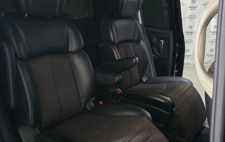 Nissan Elgrand III, 2012 год, 2 200 000 рублей, 19 фотография