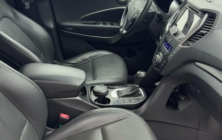 Hyundai Santa Fe III рестайлинг, 2016 год, 2 150 000 рублей, 25 фотография