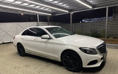 Mercedes-Benz C-Класс, 2015 год, 1 955 000 рублей, 1 фотография