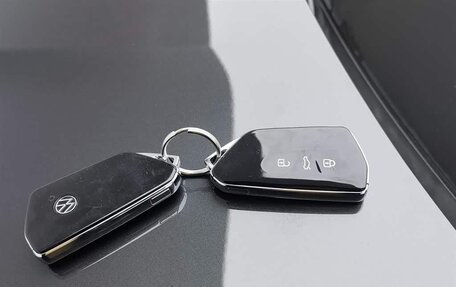 Volkswagen Golf VIII, 2022 год, 1 807 000 рублей, 18 фотография