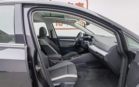 Volkswagen Golf VIII, 2022 год, 1 807 000 рублей, 21 фотография