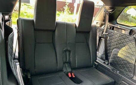 Land Rover Discovery Sport I рестайлинг, 2018 год, 3 100 000 рублей, 8 фотография