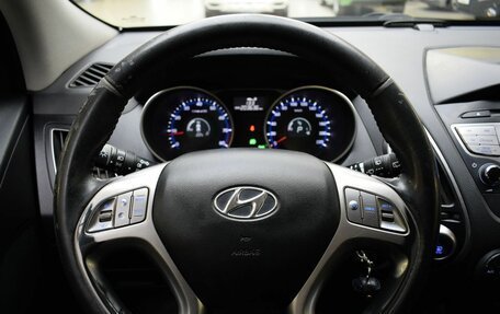 Hyundai ix35 I рестайлинг, 2012 год, 1 100 000 рублей, 10 фотография