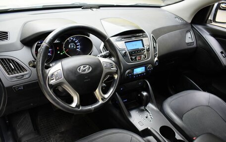 Hyundai ix35 I рестайлинг, 2012 год, 1 100 000 рублей, 9 фотография