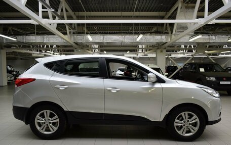 Hyundai ix35 I рестайлинг, 2012 год, 1 100 000 рублей, 8 фотография