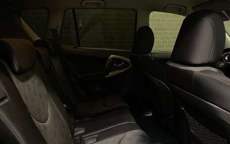 Toyota RAV4, 2011 год, 1 350 000 рублей, 12 фотография