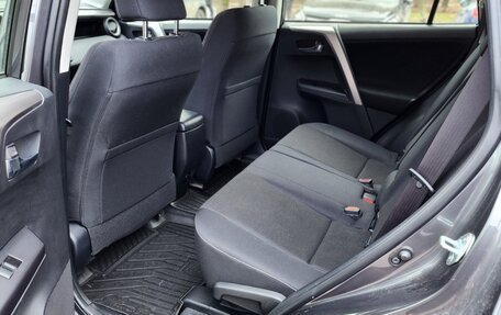 Toyota RAV4, 2016 год, 2 780 000 рублей, 10 фотография