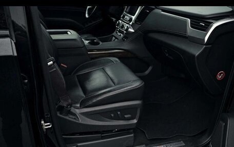 Chevrolet Tahoe IV, 2016 год, 4 600 000 рублей, 3 фотография