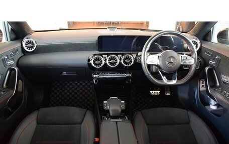 Mercedes-Benz CLA, 2022 год, 2 550 911 рублей, 7 фотография