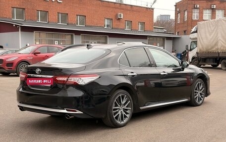 Toyota Camry, 2023 год, 3 400 000 рублей, 6 фотография