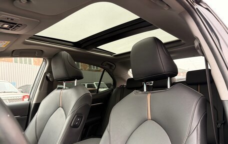 Toyota Camry, 2023 год, 3 400 000 рублей, 11 фотография