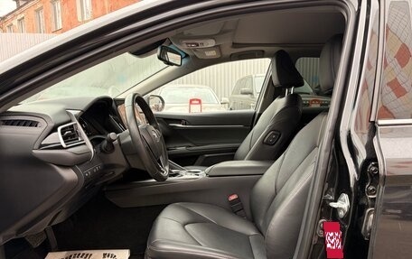 Toyota Camry, 2023 год, 3 400 000 рублей, 10 фотография