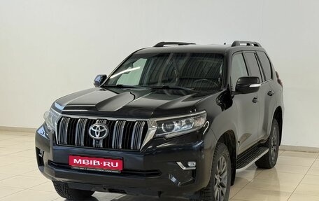 Toyota Land Cruiser Prado 150 рестайлинг 2, 2018 год, 4 500 000 рублей, 1 фотография