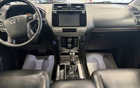 Toyota Land Cruiser Prado 150 рестайлинг 2, 2018 год, 4 500 000 рублей, 10 фотография