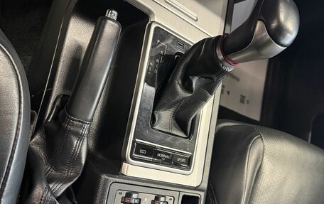 Toyota Land Cruiser Prado 150 рестайлинг 2, 2018 год, 4 500 000 рублей, 13 фотография