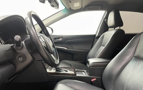 Toyota Camry, 2017 год, 2 565 000 рублей, 10 фотография