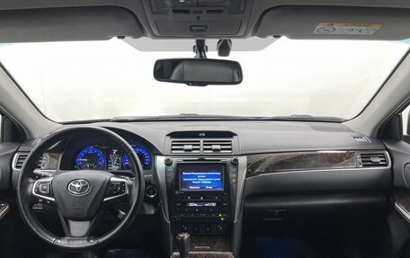 Toyota Camry, 2017 год, 2 565 000 рублей, 18 фотография