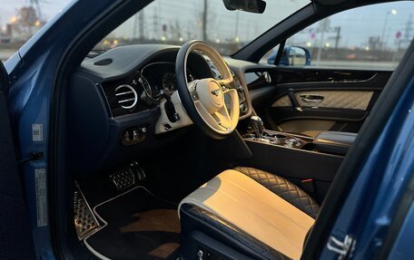 Bentley Bentayga I, 2017 год, 9 850 000 рублей, 12 фотография