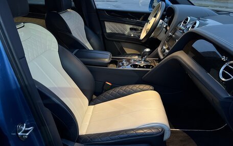 Bentley Bentayga I, 2017 год, 9 850 000 рублей, 18 фотография