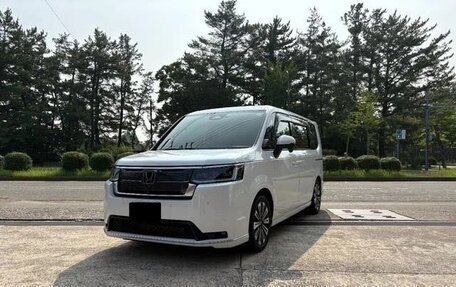 Honda Stepwgn, 2022 год, 2 430 000 рублей, 3 фотография