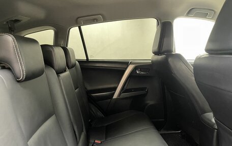 Toyota RAV4, 2016 год, 1 989 000 рублей, 12 фотография