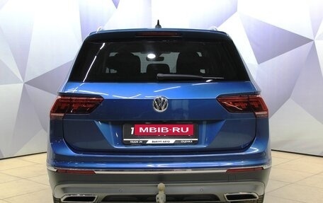 Volkswagen Tiguan II, 2019 год, 3 245 600 рублей, 5 фотография