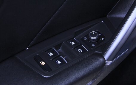 Volkswagen Tiguan II, 2019 год, 3 245 600 рублей, 24 фотография