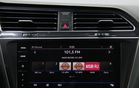 Volkswagen Tiguan II, 2019 год, 3 245 600 рублей, 18 фотография