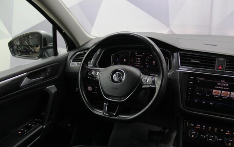 Volkswagen Tiguan II, 2019 год, 3 245 600 рублей, 29 фотография