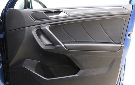 Volkswagen Tiguan II, 2019 год, 3 245 600 рублей, 39 фотография