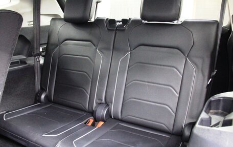 Volkswagen Tiguan II, 2019 год, 3 245 600 рублей, 34 фотография