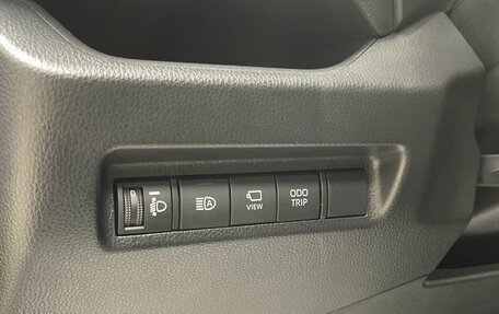 Toyota RAV4, 2025 год, 4 550 000 рублей, 19 фотография