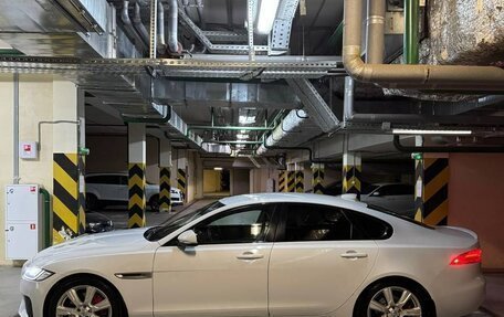 Jaguar XF II, 2019 год, 4 000 000 рублей, 3 фотография