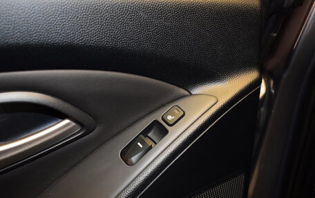 Hyundai ix35 I рестайлинг, 2012 год, 1 200 000 рублей, 14 фотография