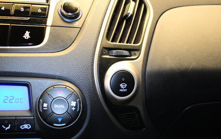 Hyundai ix35 I рестайлинг, 2012 год, 1 200 000 рублей, 17 фотография