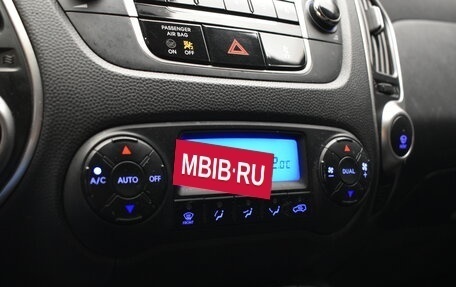 Hyundai ix35 I рестайлинг, 2012 год, 1 200 000 рублей, 16 фотография