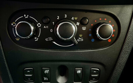 Renault Logan II, 2019 год, 1 202 000 рублей, 9 фотография