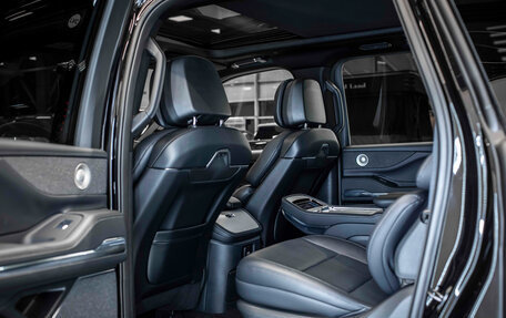 Lincoln Navigator, 2025 год, 19 947 172 рублей, 19 фотография