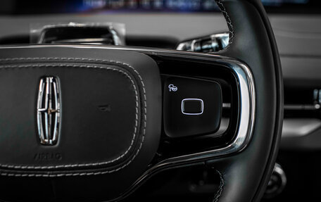 Lincoln Navigator, 2025 год, 19 947 172 рублей, 38 фотография
