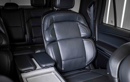 Lincoln Navigator, 2025 год, 19 947 172 рублей, 29 фотография