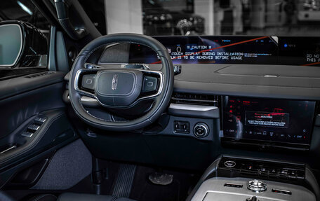 Lincoln Navigator, 2025 год, 19 947 172 рублей, 32 фотография