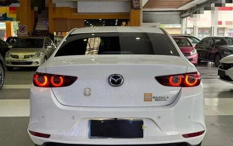 Mazda 3, 2022 год, 1 290 000 рублей, 4 фотография