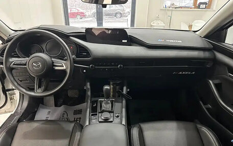 Mazda 3, 2022 год, 1 730 000 рублей, 8 фотография