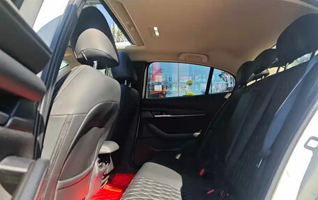 Mazda 3, 2022 год, 1 320 000 рублей, 5 фотография