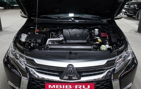 Mitsubishi Pajero Sport III рестайлинг, 2019 год, 3 849 000 рублей, 9 фотография