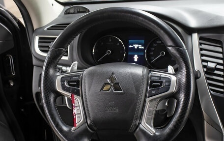 Mitsubishi Pajero Sport III рестайлинг, 2019 год, 3 849 000 рублей, 17 фотография